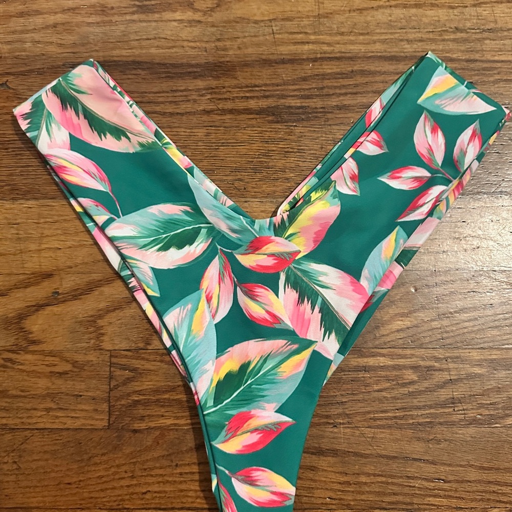 Skatie Swim Bottoms in Tortuga